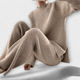 Emília - Cosy Ribbed Knit Two-Piece Set