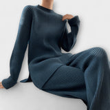 Emília - Cosy Ribbed Knit Two-Piece Set