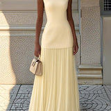 Rute | Sleeveless Dress with Flowing Pleats