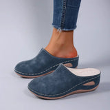 Amélie Lined Closed Clogs