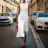 Clara | Elegant Round-Neck Dress
