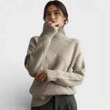 Mariana - Comfortable High-Neck Jumper