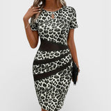 Fátima - Elegant Dress with Leopard Pattern